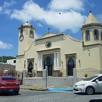 Iglesia San Carlos Borromeo Aguadilla