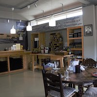 TASTING ROOM