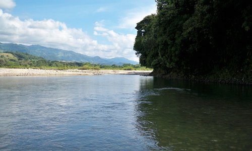 Rio Tua. Aguas cristalinas turqueza, perfecto para un inolvidable chapuzón!