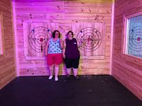 class axe throwing austin