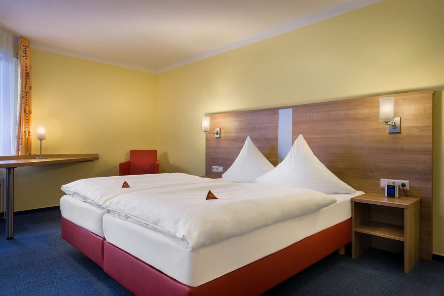 ACORA HOTEL AND LIVING KARLSRUHE $59 ($̶7̶4̶) - Prices ...