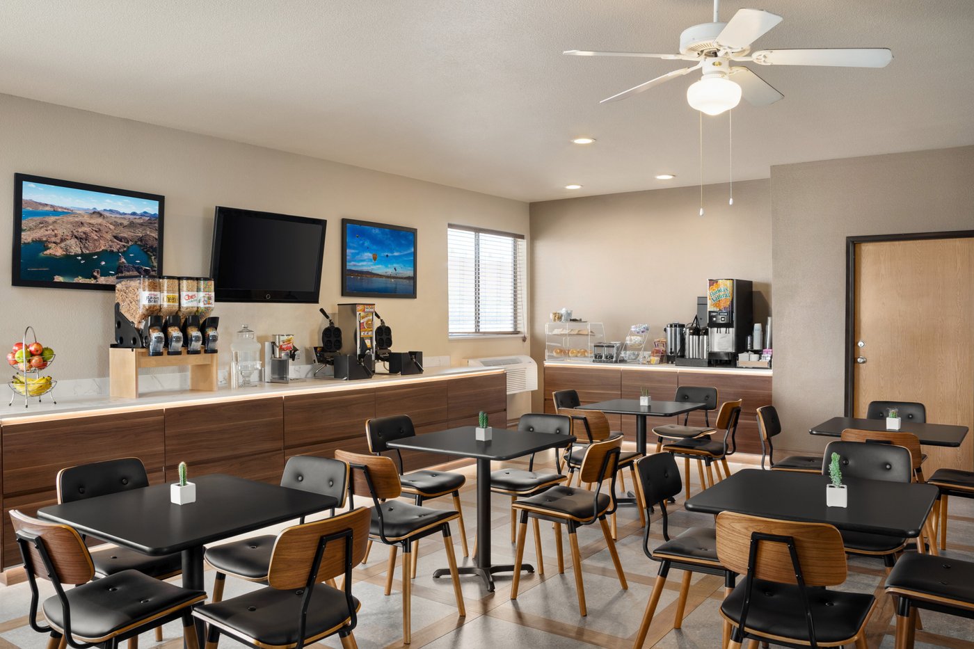 TRAVELODGE BY WYNDHAM LAKE HAVASU $73 ($̶1̶0̶1̶) - Updated 2022 Prices ...