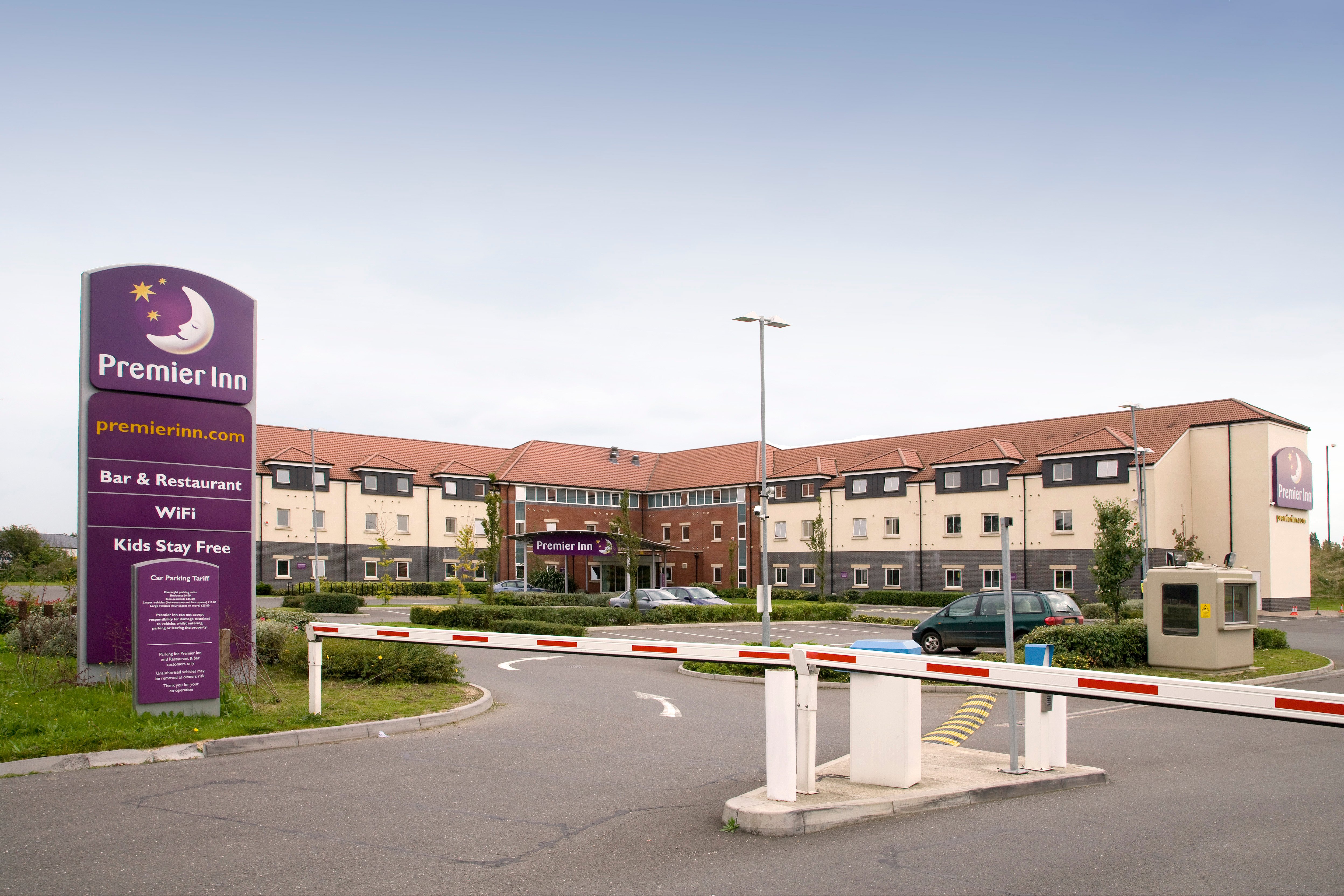 Premier inn sale heathrow to legoland