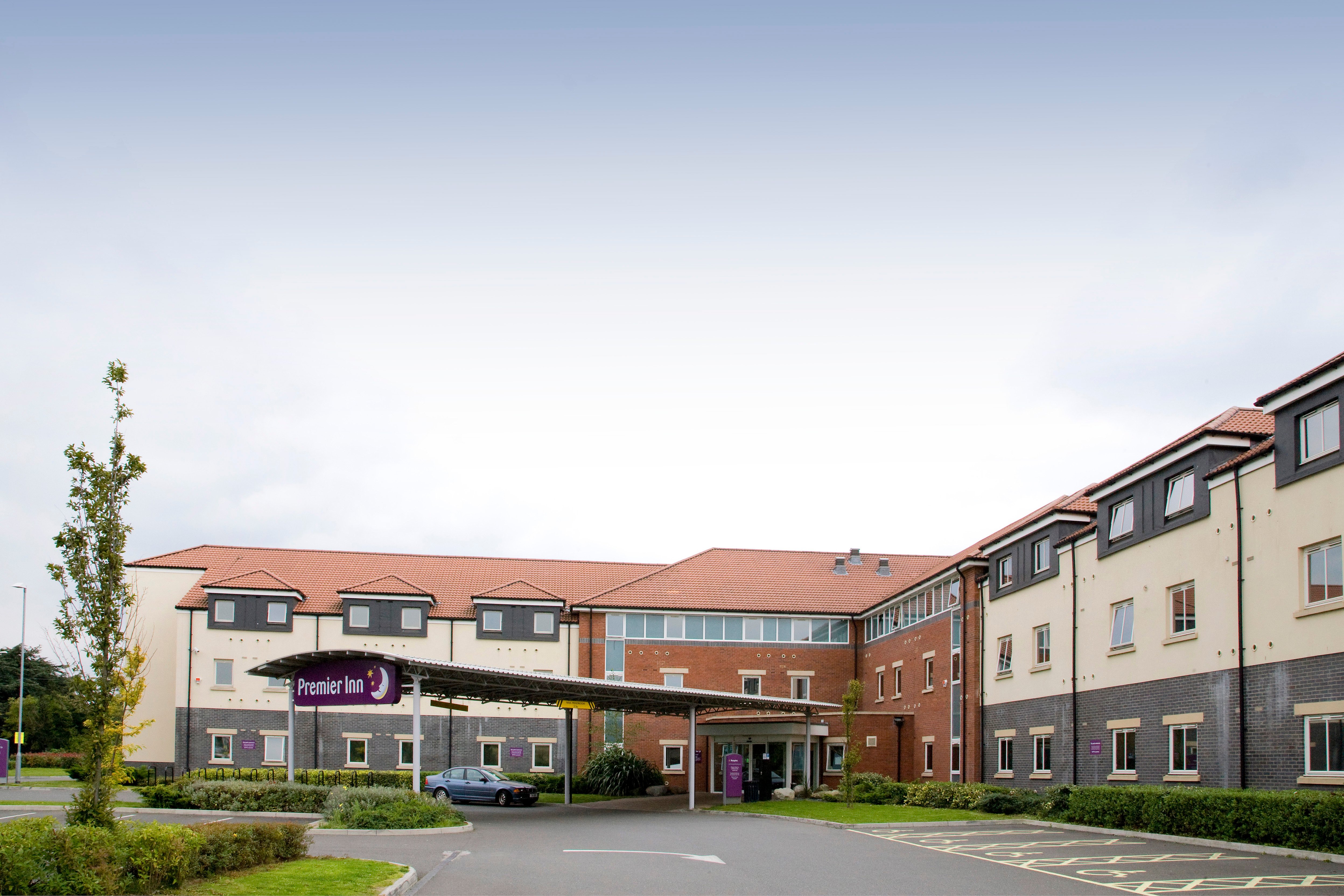 Premier inn sale heathrow to legoland