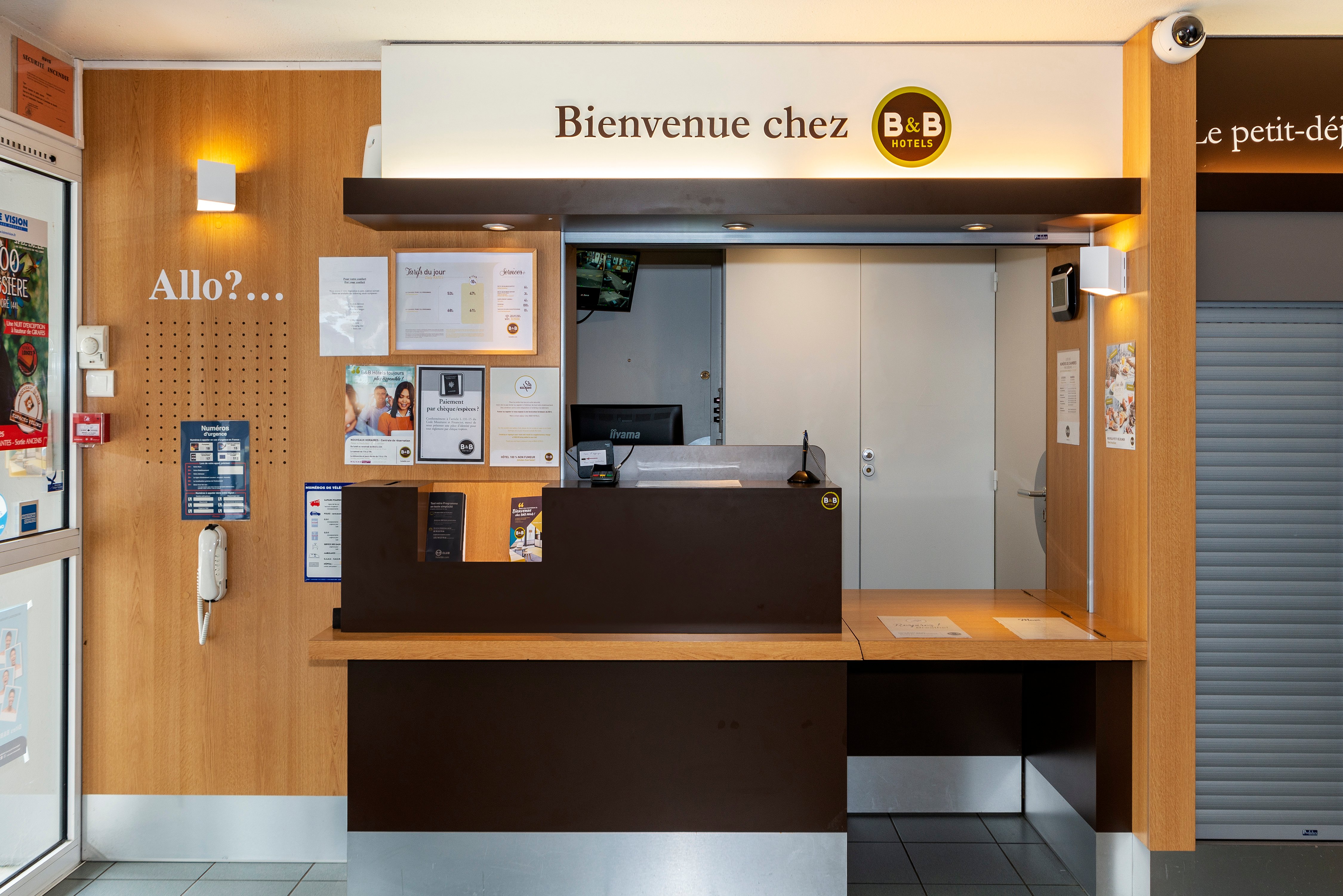 B&B HOTEL Angers 1 Beaucouzé : Tarifs 2023 Et 64 Avis