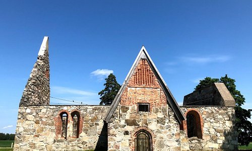 Church of St. Michael (Pyhän Mikaelin kirkko) ruins in Pälkäne
