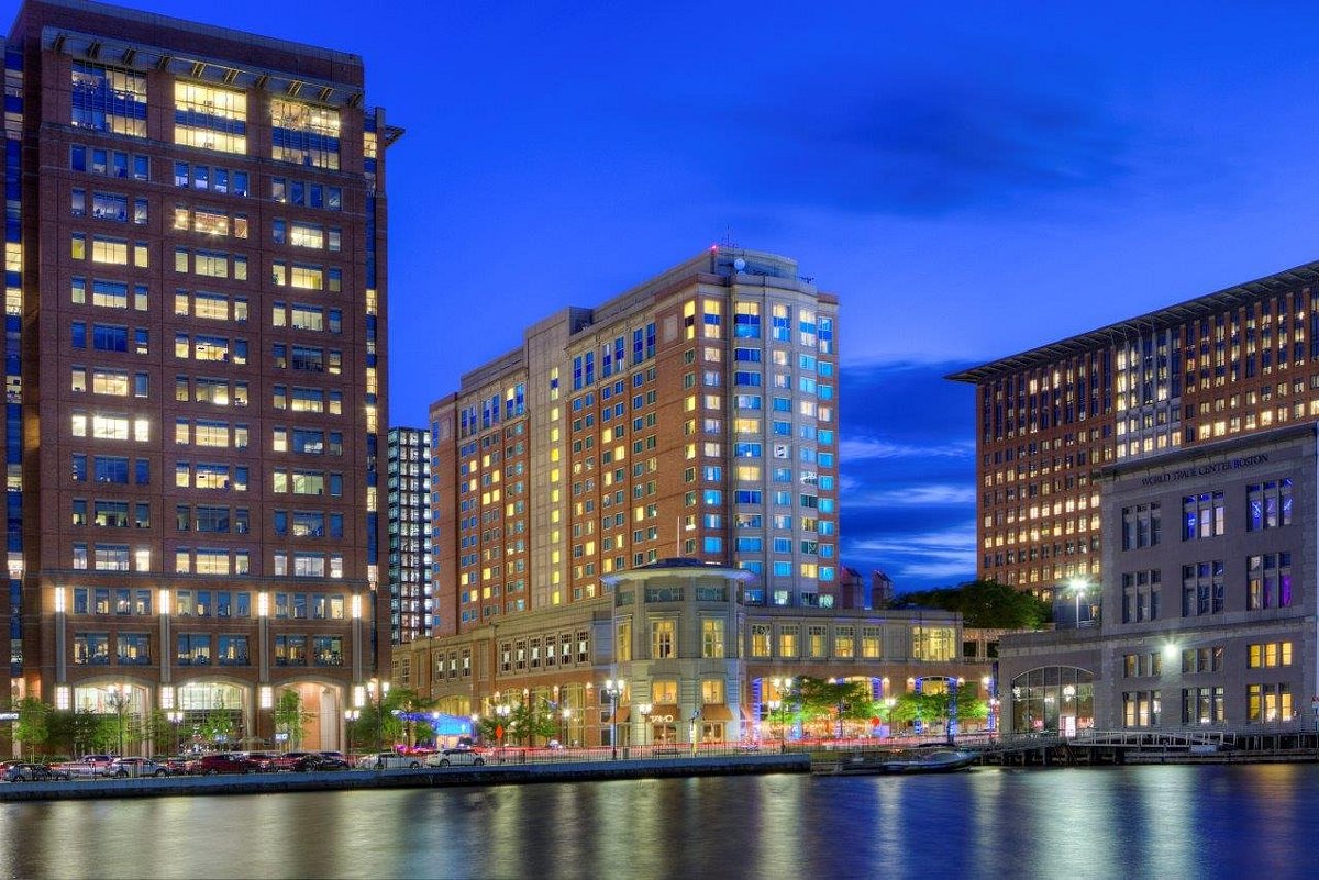Best 10 Hotels Near Louis Vuitton Boston Copley from USD 65/Night