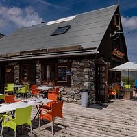 Terrasse des Aiguilles l'été