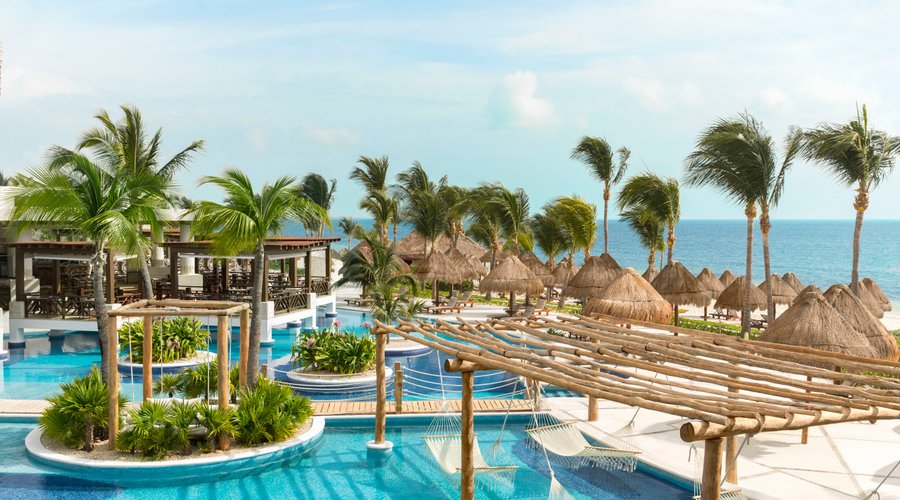 Pool Excellence Playa Mujeres
