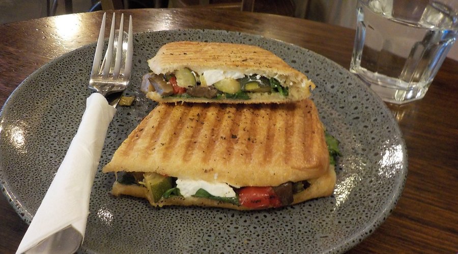 toasted vegetarian sandwich