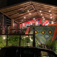 JARDÍN, TERRAZA, CON BUENAS VIBRAS, COMIDA TRAGOS Y FARRA