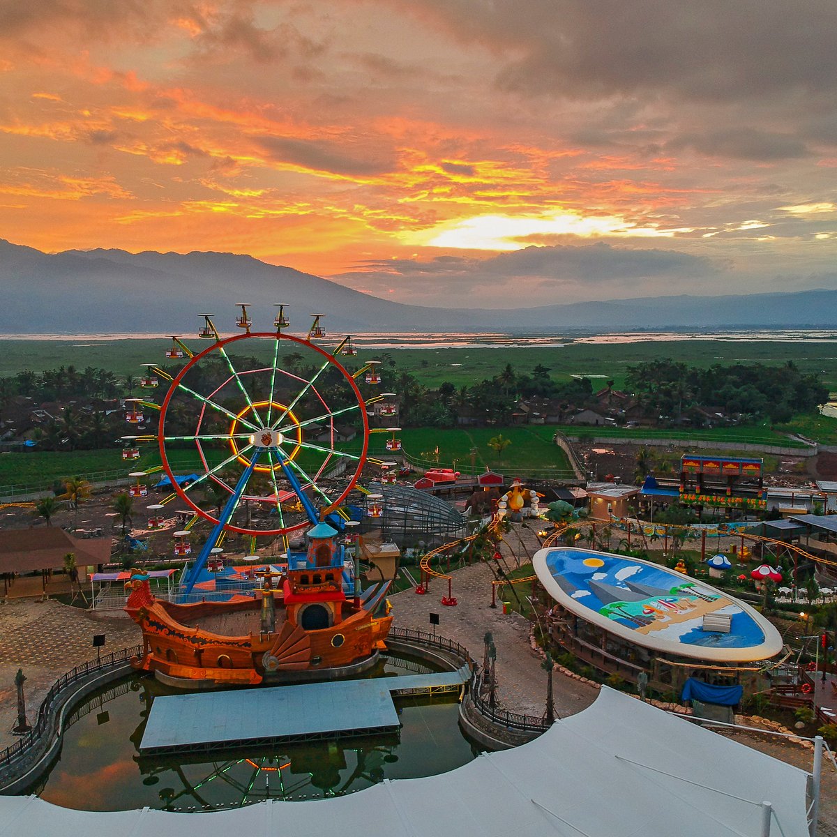 Saloka Theme Park Semarang Indonesia Review Tripadvisor