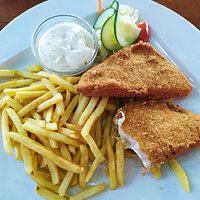 smażony ser i frytki