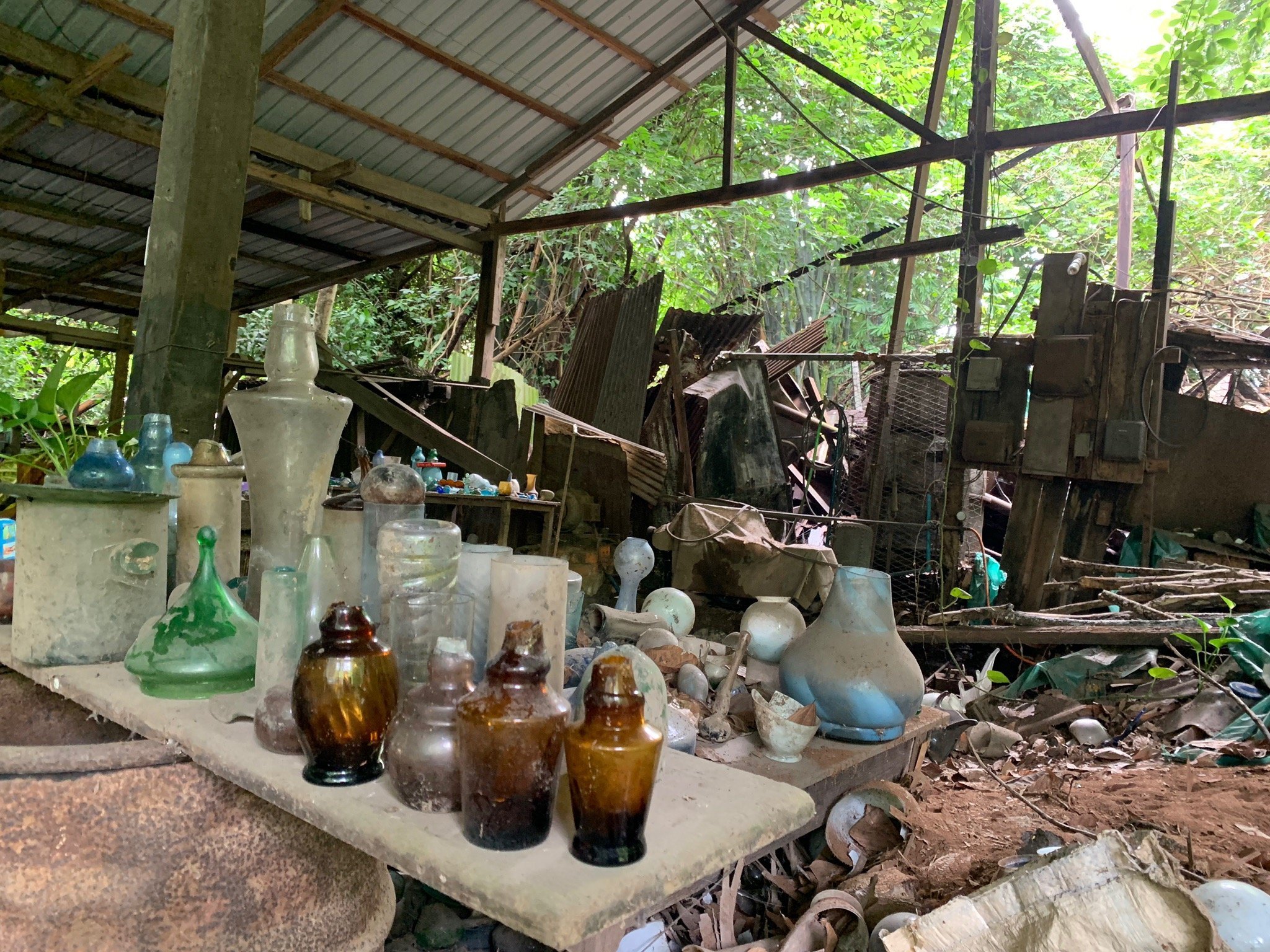 Nagar Glass Factory - 양곤(랑군) - Nagar Glass Factory의 리뷰 - 트립어드바이저