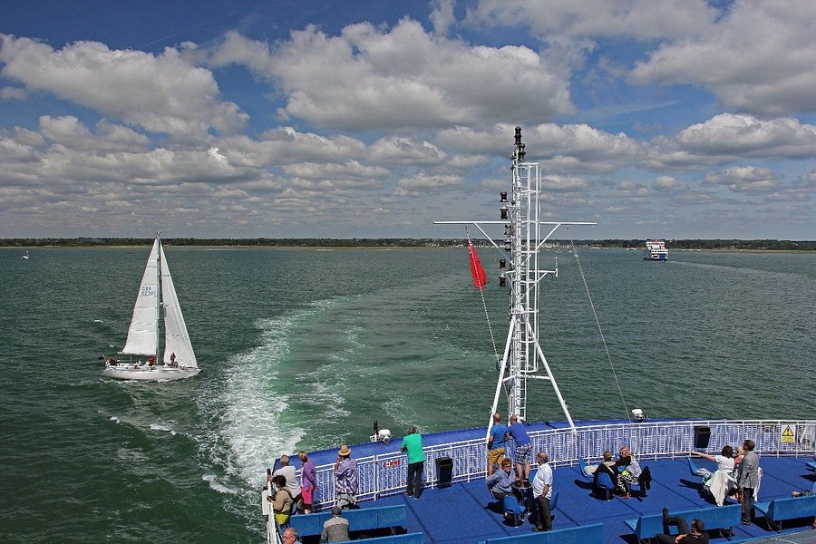 wightlink catamaran ferry