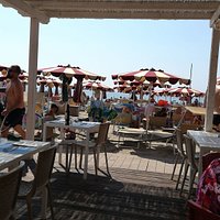 Dal gazebo del ristorante Altamarea