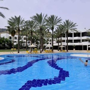 Gai Beach Hotel 