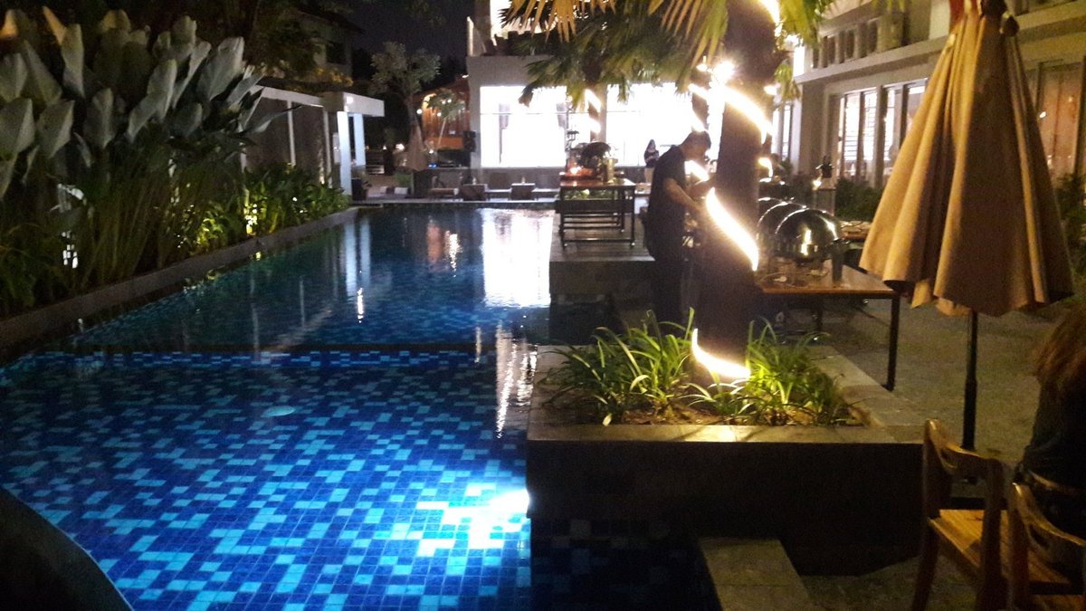 BURZA HOTEL YOGYAKARTA $24 ($̶3̶6̶) - Prices & Reviews - Yogyakarta ...