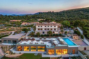 Carrossa Hotel & Spa in Majorca, image may contain: Villa, Building, Pool, Outdoors