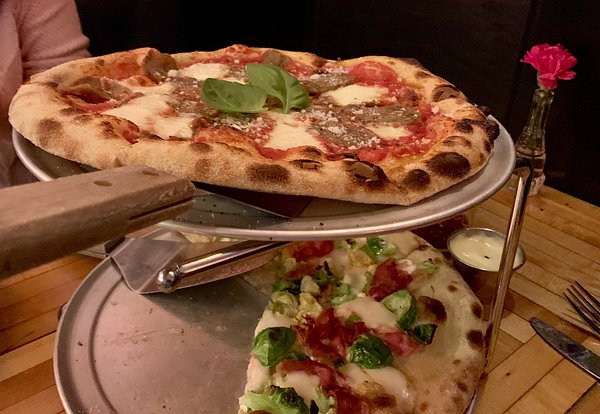 New owners of Pizza Villa are old-school Portland restaurateurs