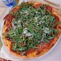 pizza bresaola rucola