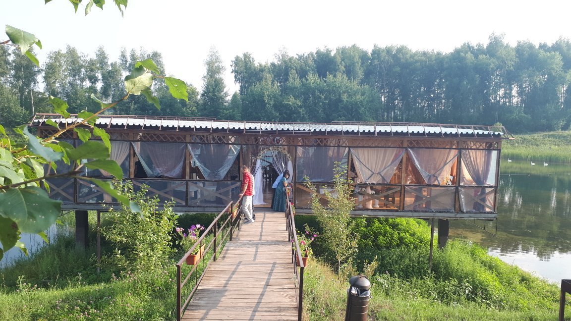 Базы липецка. Алые паруса Липецк база. Алые паруса Романово Липецк. Алые паруса Липецк беседки. Турбаза Алые паруса Липецк.