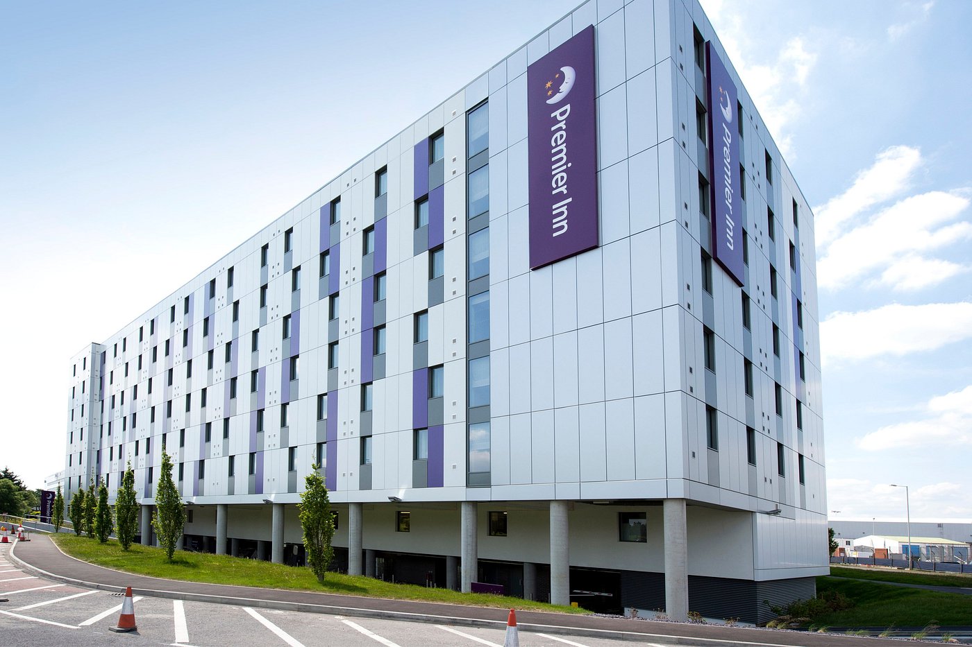 PREMIER INN LONDON HEATHROW AIRPORT TERMINAL 4 HOTEL (Hounslow) - Hotel ...