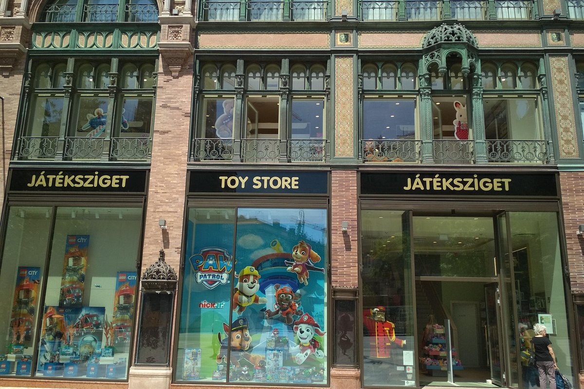 Metagame - Toy Store in Budapest