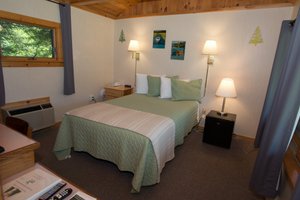 Room & Suite