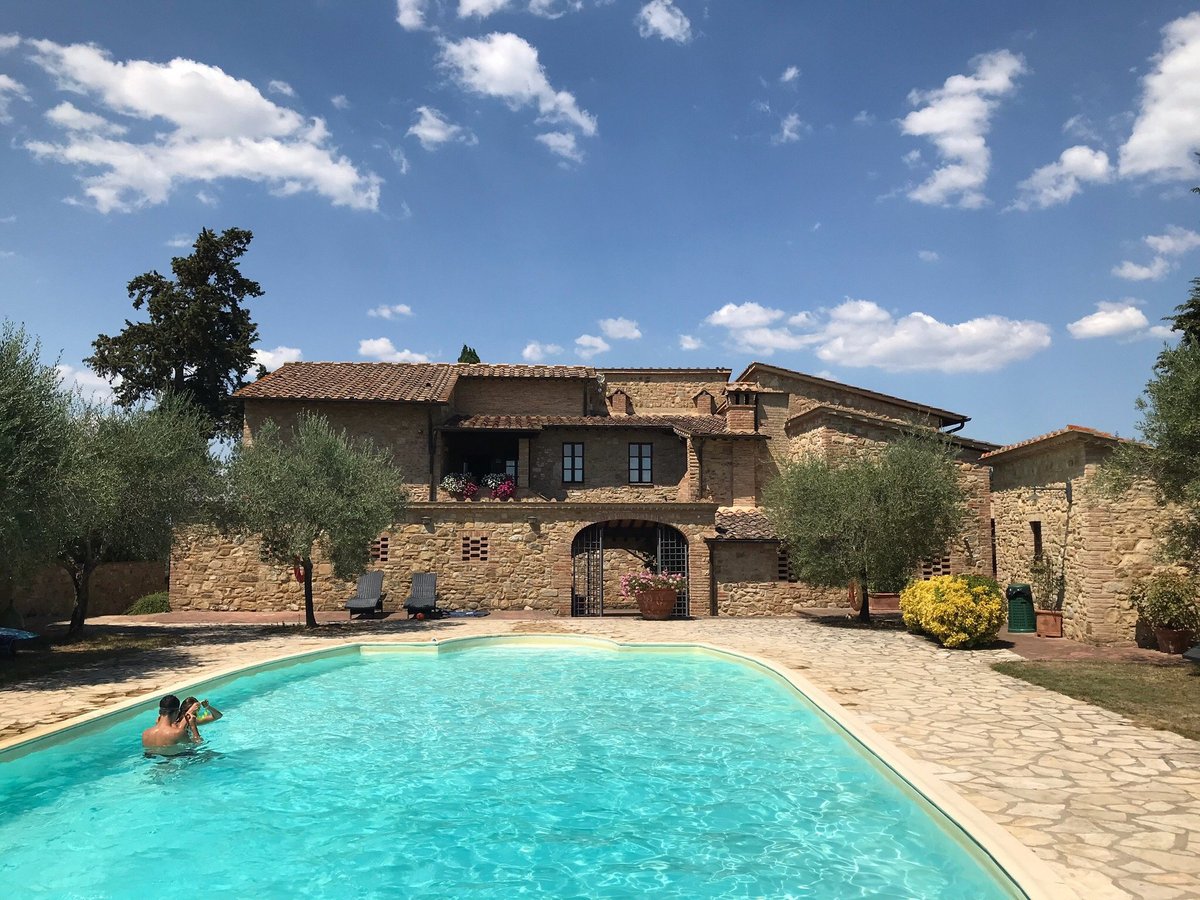 Agriturismo Vernianello,Chianti accommodation with pool near