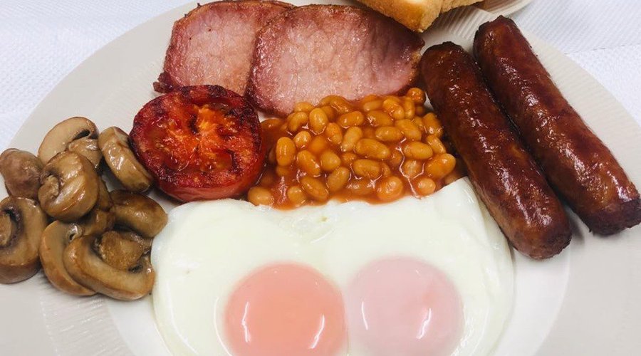 "Big" English Breakfast with Pork Cumberland Sausages and Dry Cured Bacon.