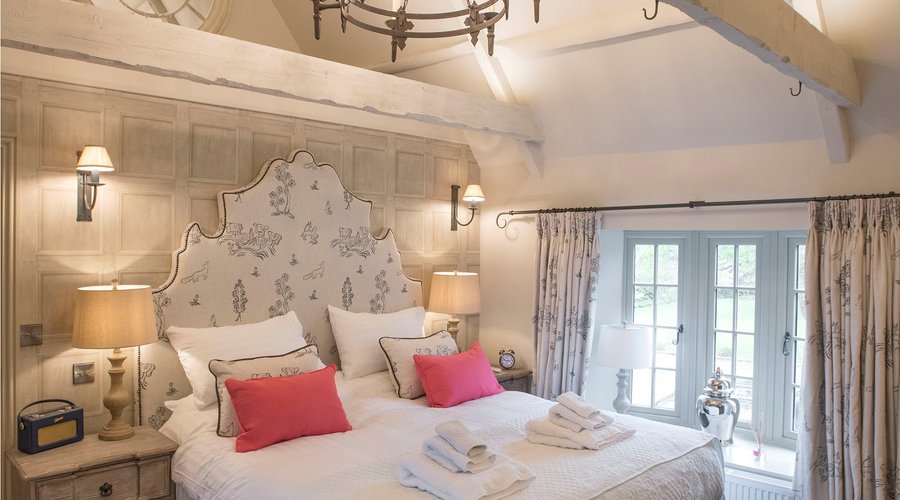 Holly Room