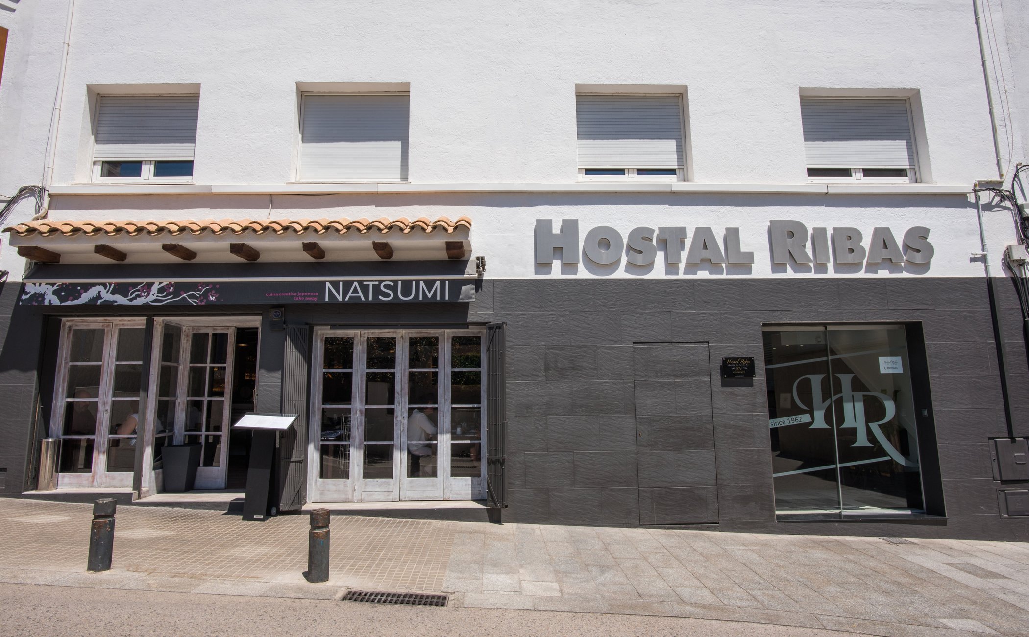 Hostal Ribas by null
