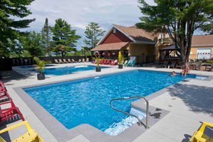 Piscine et plage