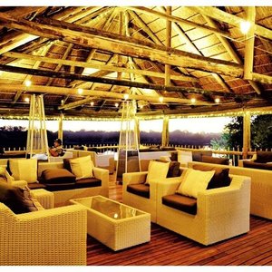 gorgeous deck on the river.