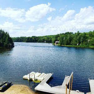 Myers Cave Resort in Cloyne