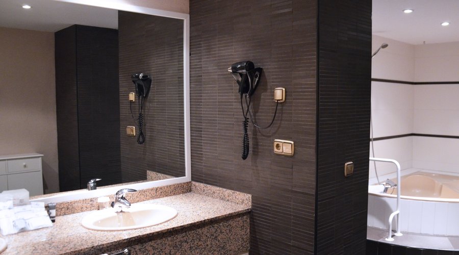Suite 36
