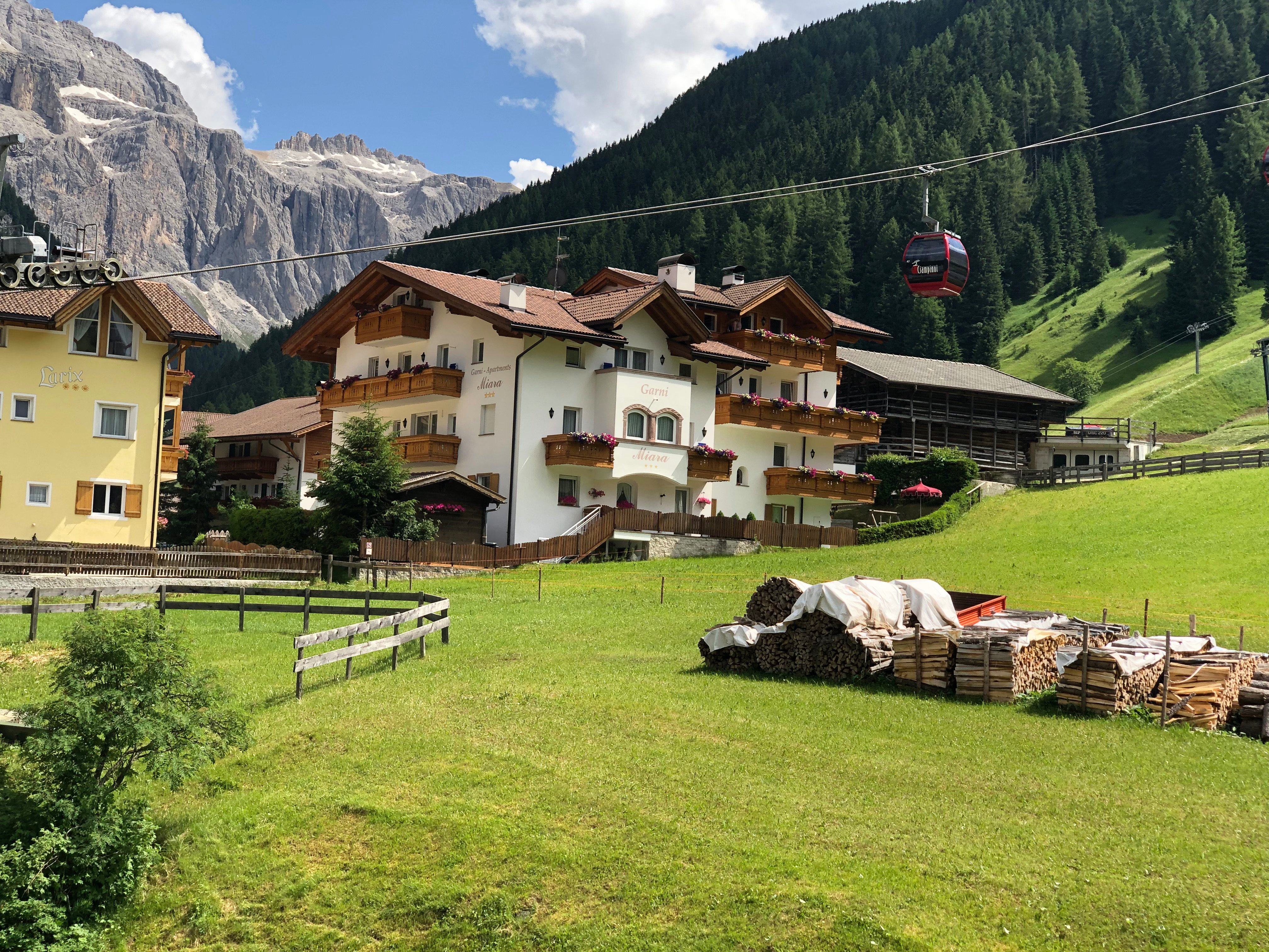 GARNI HOTEL MIARA - Prices & Reviews (Val Gardena/Selva Di Val Gardena ...