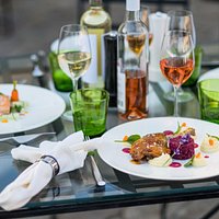 Delicious food, great drinks, nice service in our restaurant!
