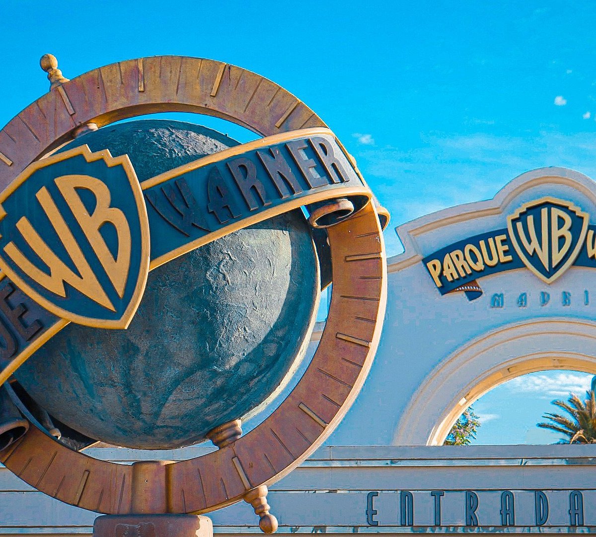 Warner Bros Park, Madrid  Madrid, Disney world florida, Warner bros