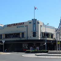 Australian Hotel