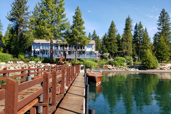 Detalhe do cardápio de sobremesas, preços de fevereiro de 2019 - Picture of  Christy Hill Restaurant, Tahoe City - Tripadvisor