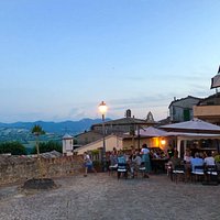 Trattoria 'Mangiafuoco' Toller Platz mit Weitsicht und sehr gutes Essen
