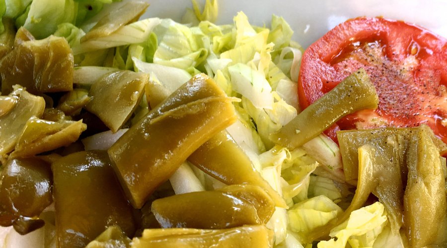 Very fresh traditional green salad. Generous & tasty.
