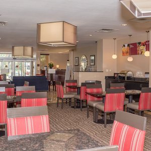 LOBBY AND DINNING