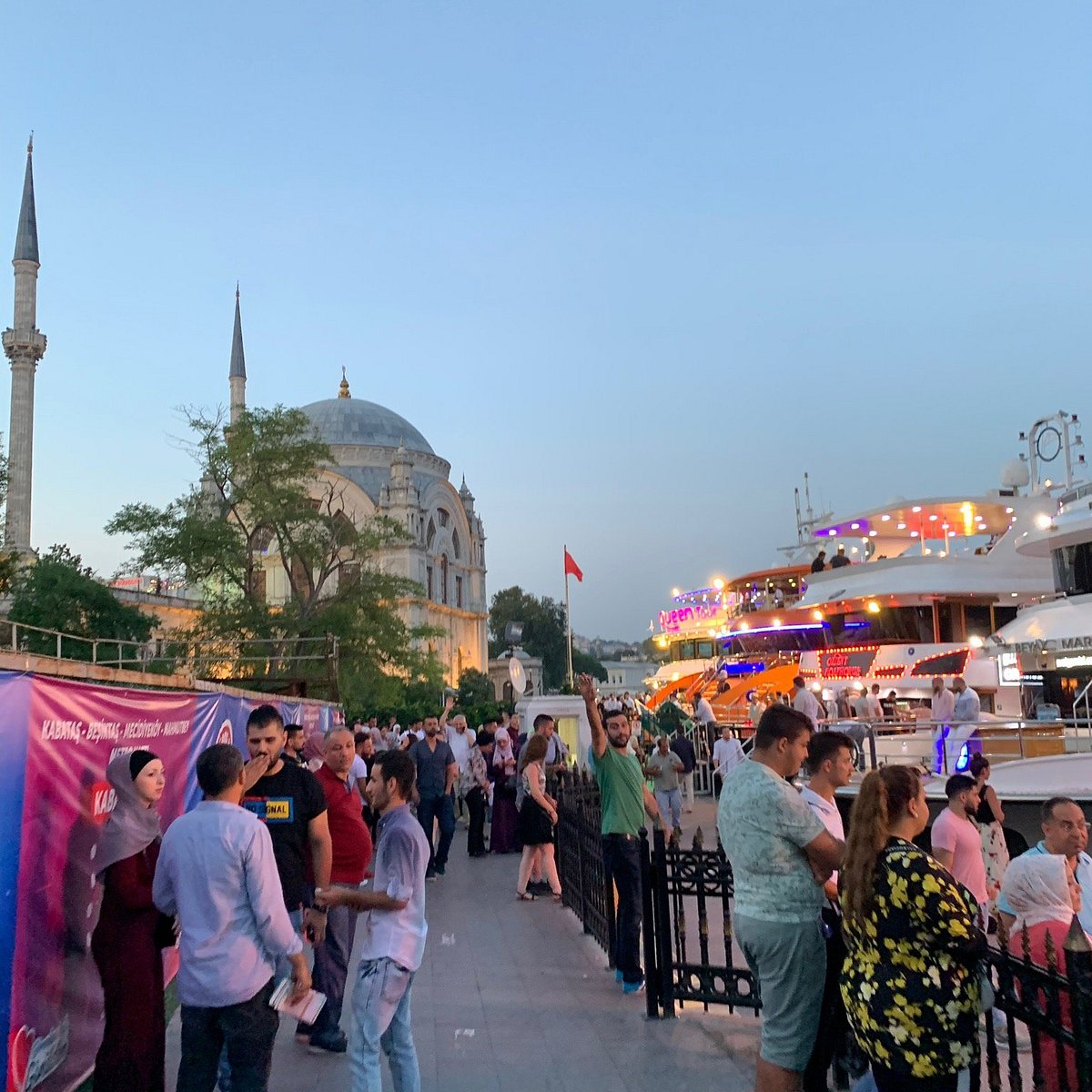 bosphorus night tour istanbul