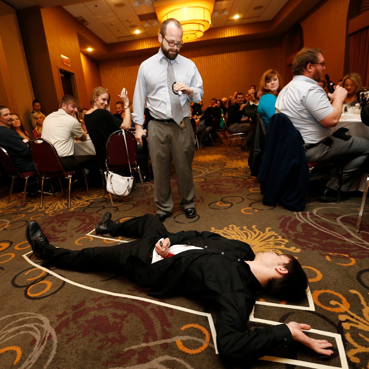 Murder Mystery Dinner Theater - Riverside Entertainment