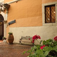 Ingresso principale della Villa
