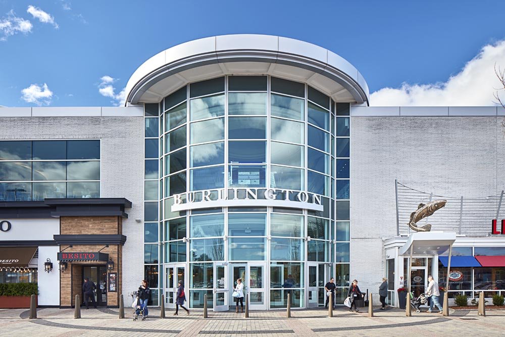 burberry store burlington mall