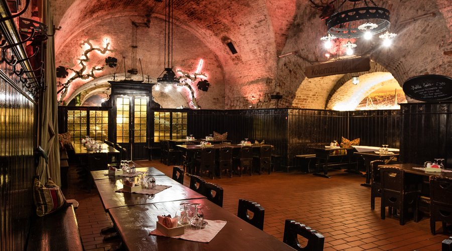 Main Area - Kolomanikeller
